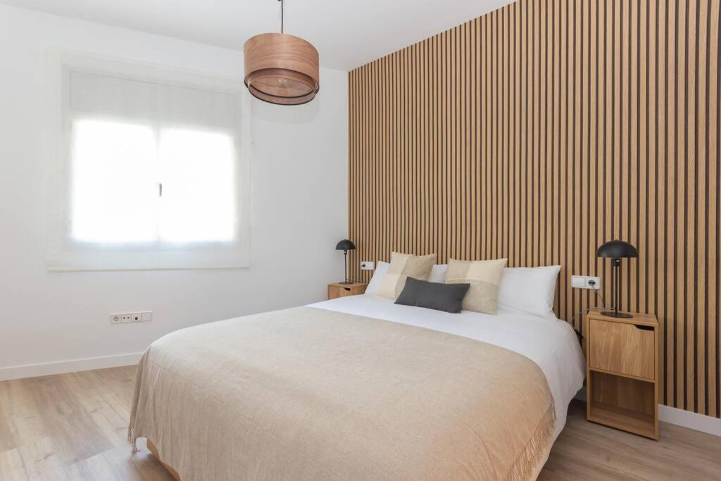 Appartamento Duplex With Terrace Near Bcn Terrassa Esterno foto