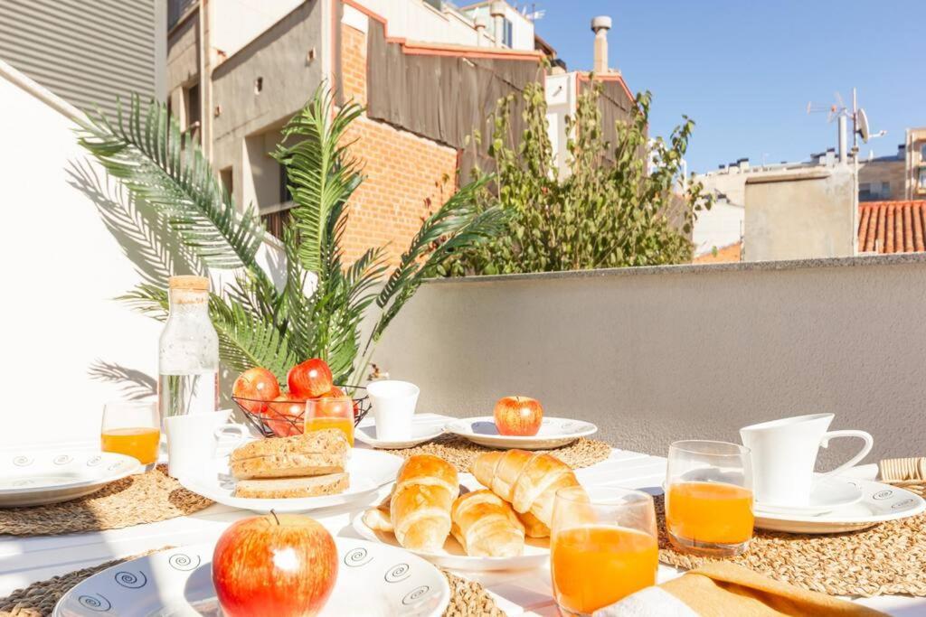 Appartamento Duplex With Terrace Near Bcn Terrassa Esterno foto